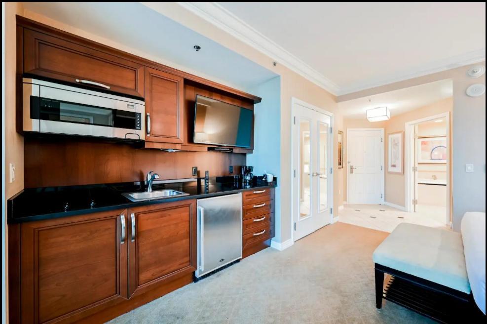Signature Mgm Suite With Strip And Sphere View Las Vegas Buitenkant foto